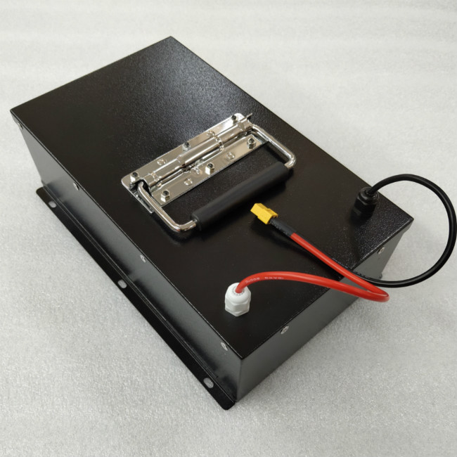 Comparison Between the Lead-Acid Battery and Lithium Battery Pack Installed with a Solar Set-Up