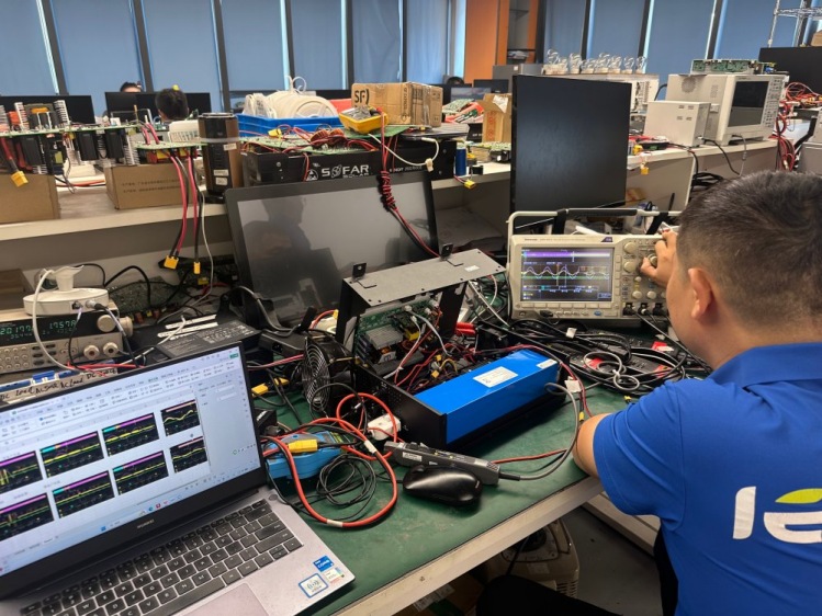 UPS battery load testing